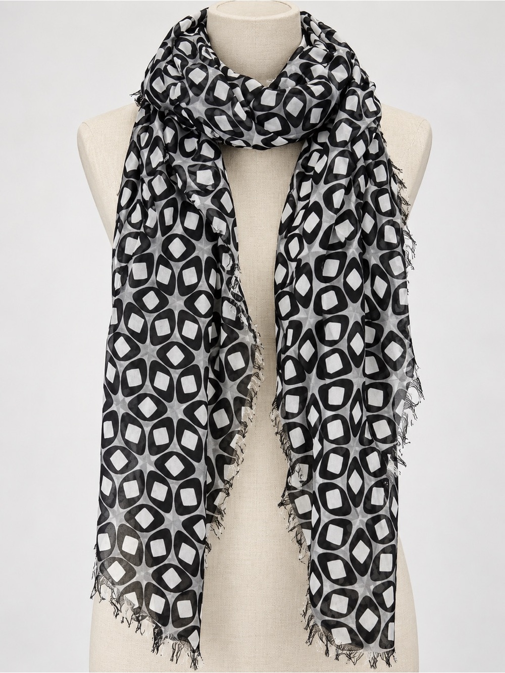Summer Scarf in Black & White
